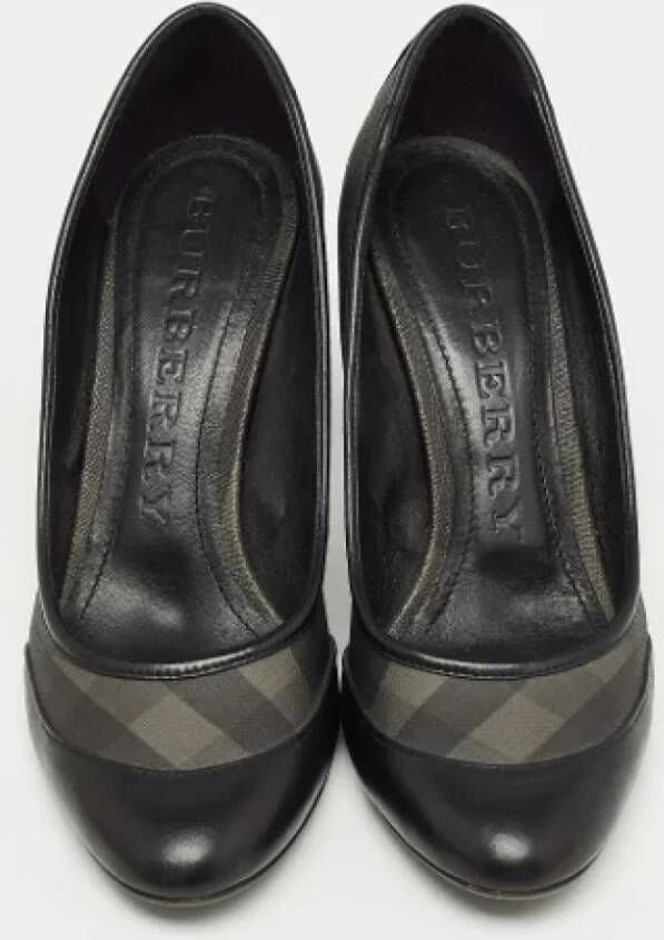 Burberry Vintage Pre-owned Canvas heels Black Dames