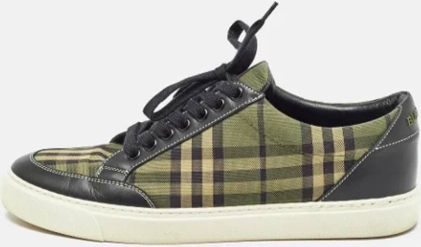 Burberry Vintage Pre-owned Canvas sneakers Multicolor Dames