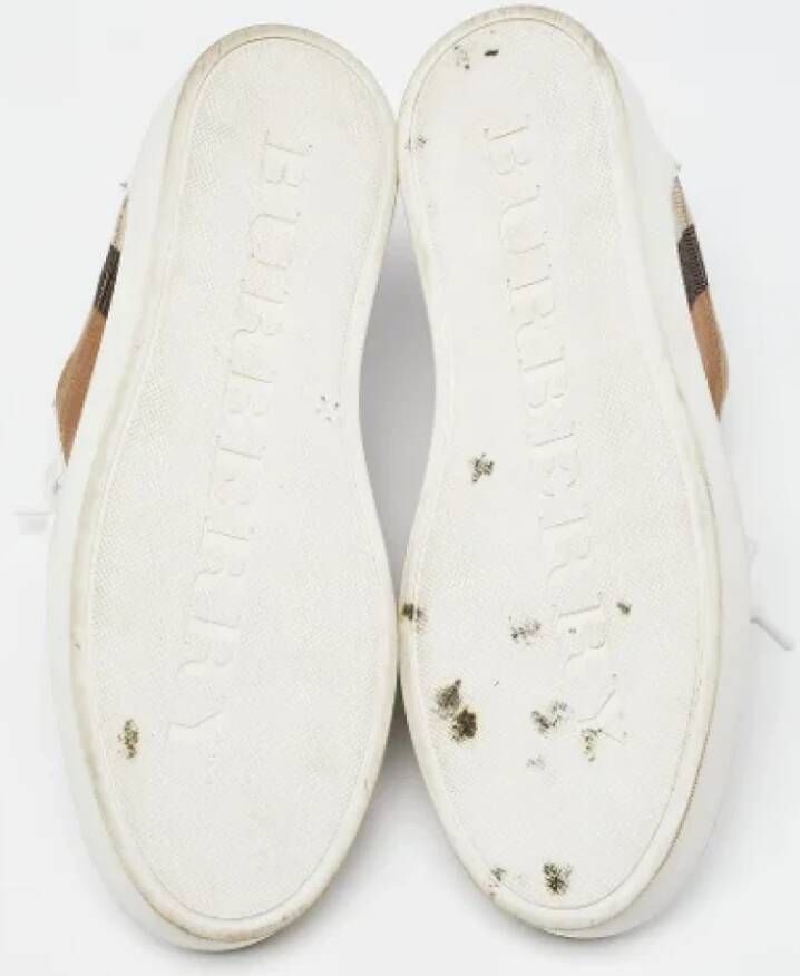 Burberry Vintage Pre-owned Canvas sneakers White Dames