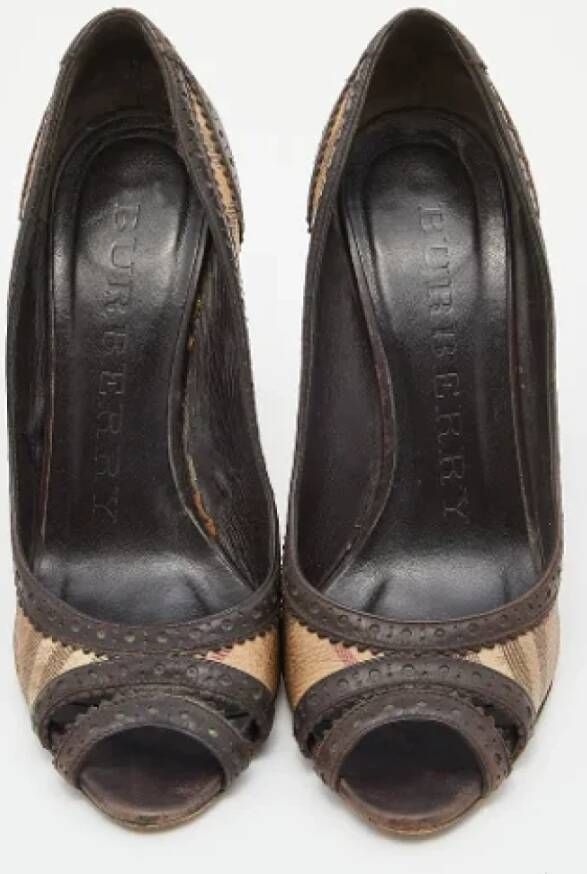 Burberry Vintage Pre-owned Coated canvas heels Beige Dames