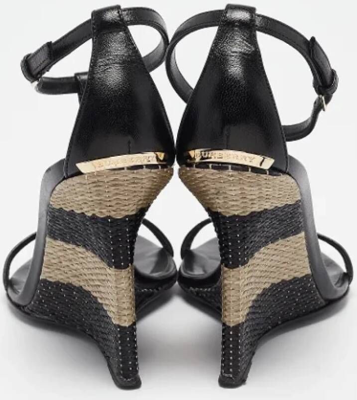 Burberry Vintage Pre-owned Leather sandals Black Dames