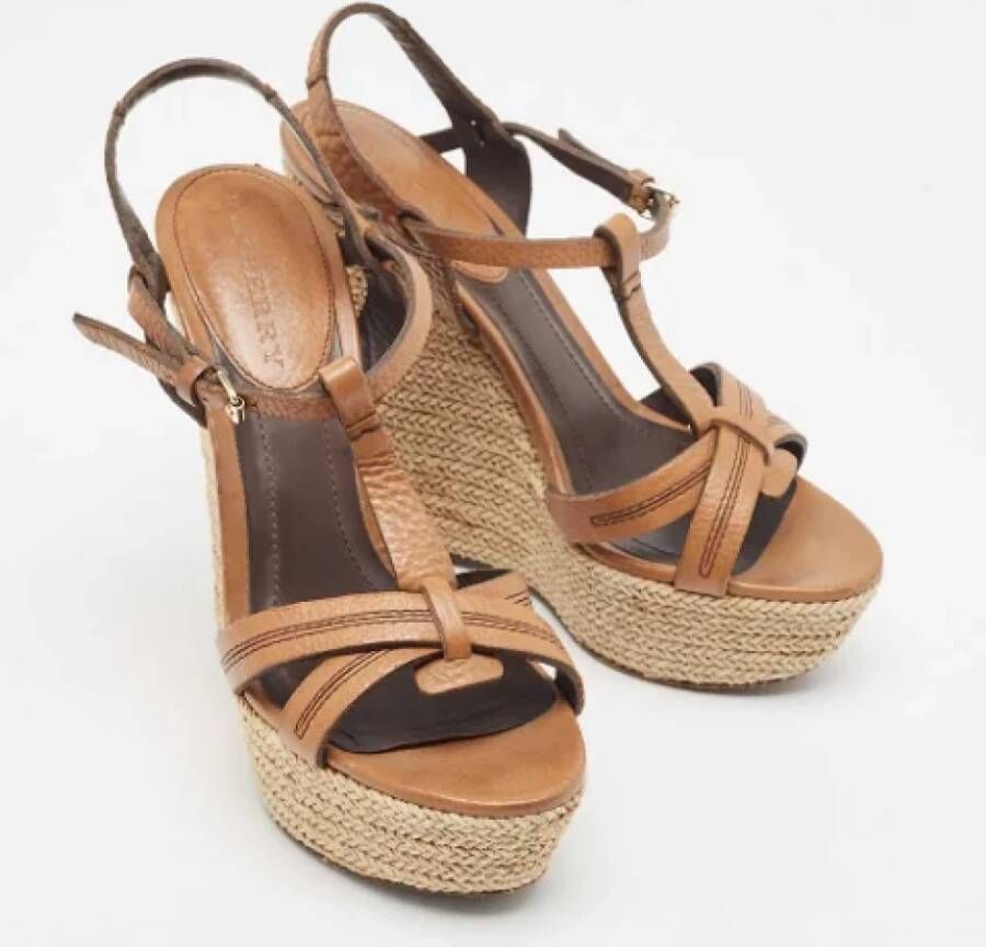 Burberry Vintage Pre-owned Leather sandals Brown Dames