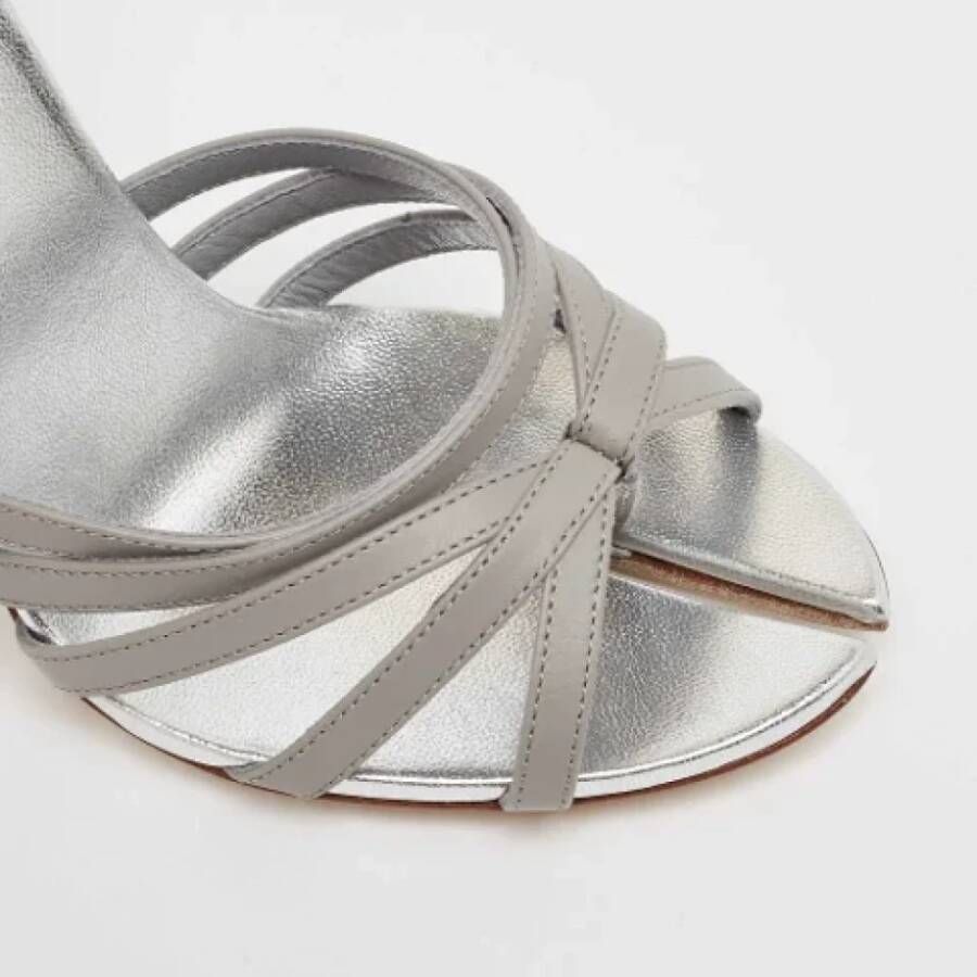 Burberry Vintage Pre-owned Leather sandals Gray Dames