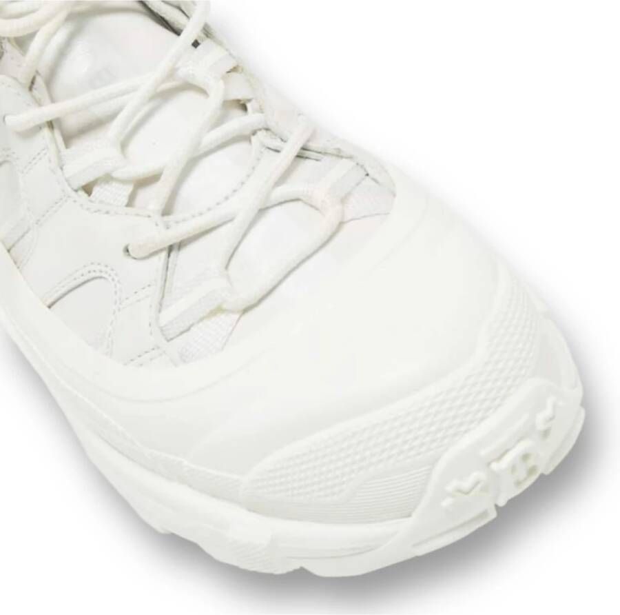 Burberry Witte canvas en leren lage sneakers White Dames