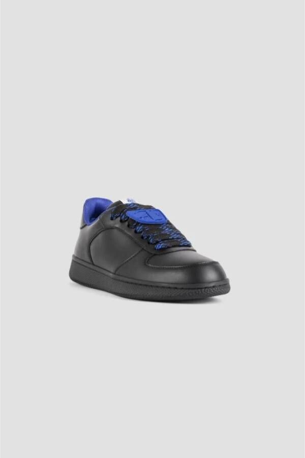 Burberry Zwarte Leren Terrace Sneakers met Blauw Embleem Black Heren