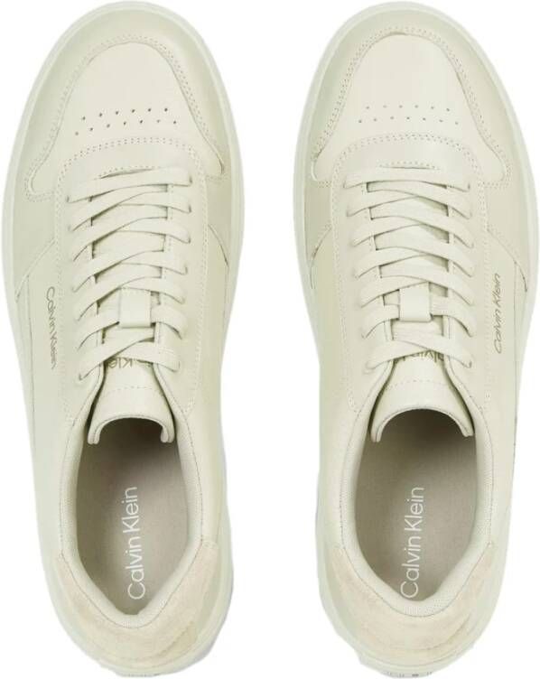 Calvin Klein Grijze Vetersneakers Rubberen Zool Beige Heren