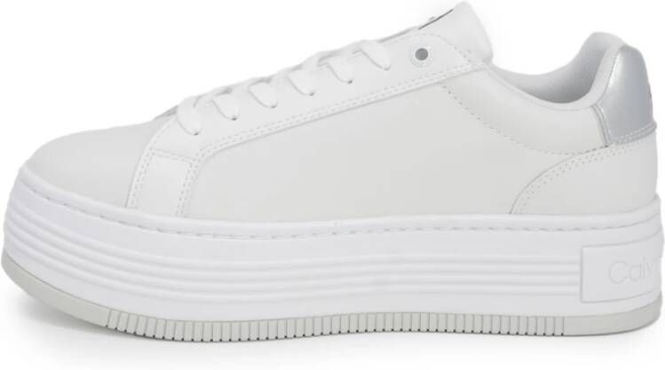 Calvin Klein Zilveren Leren Sneakers met Print Patroon White Dames