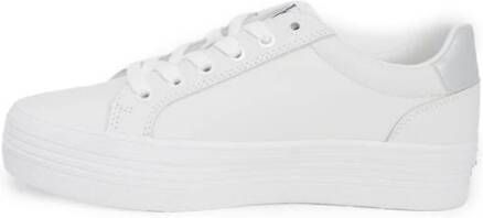 Calvin Klein Zilveren Leren Sneakers voor Vrouwen White Dames