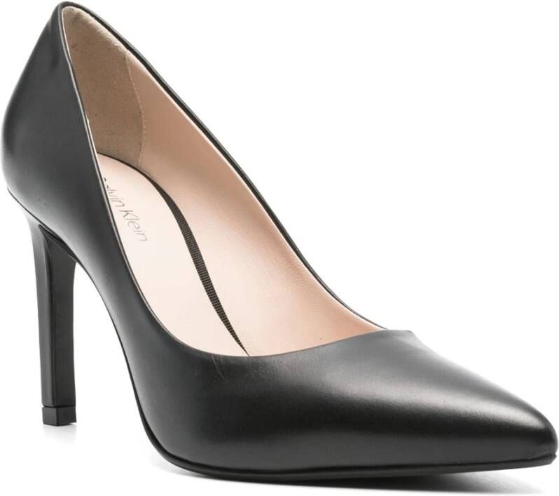 Calvin Klein Zwarte Leren Gesloten Neus Pumps Black Dames