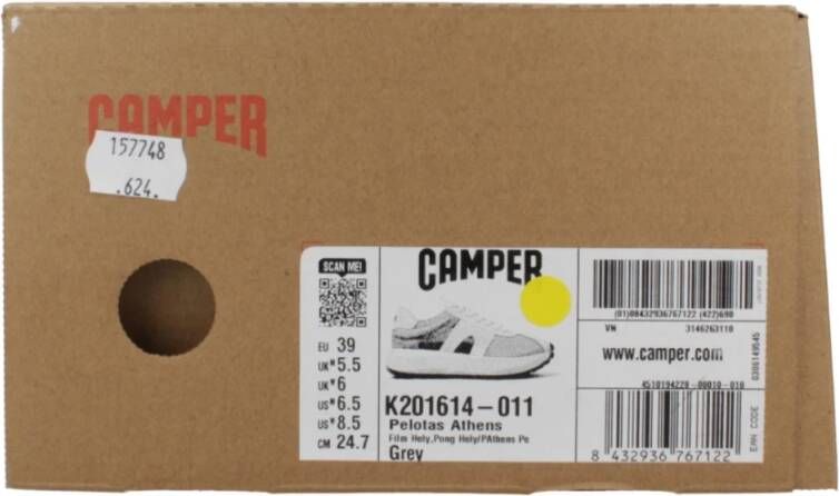 Camper Stijlvolle Sneakers voor Stedelijke Avonturen Beige Dames