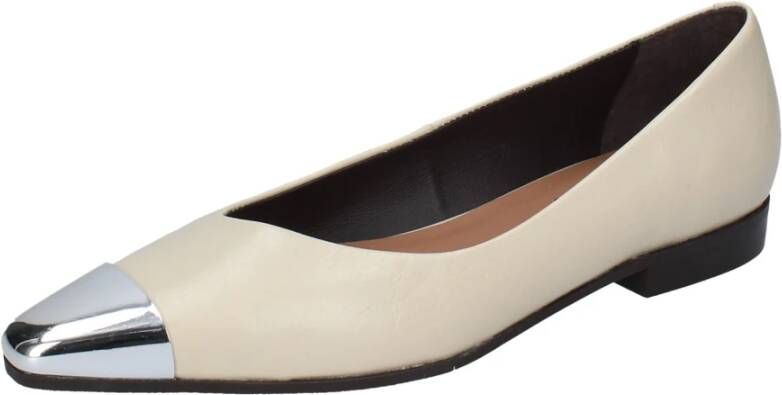 Carmens Leren Loafers voor Vrouwen Beige Dames