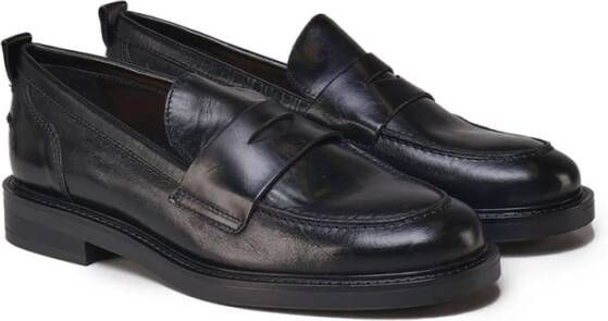 Carmens Zwarte leren loafers met pennyhouder Black Dames