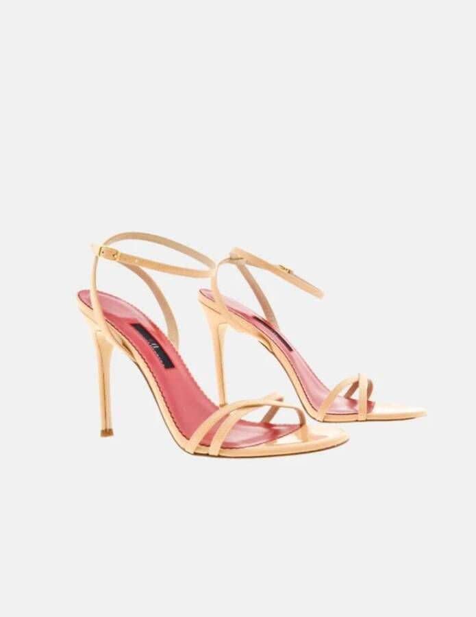 Carolina Herrera Nude Patent Leather Cross Strap Sandal Beige Dames