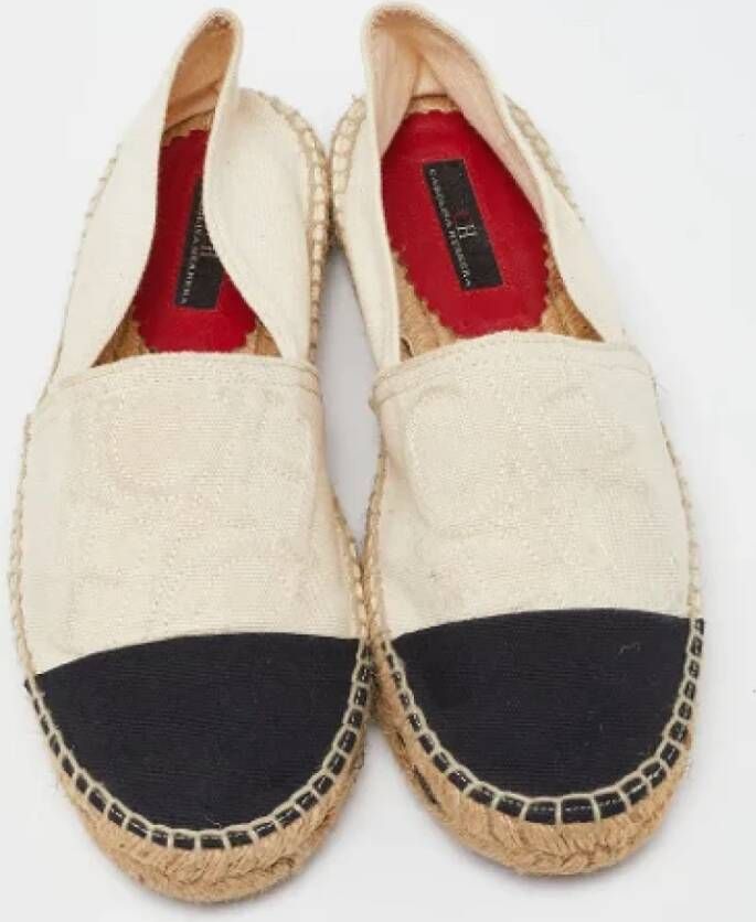 Carolina Herrera Pre-owned Canvas espadrilles Beige Dames