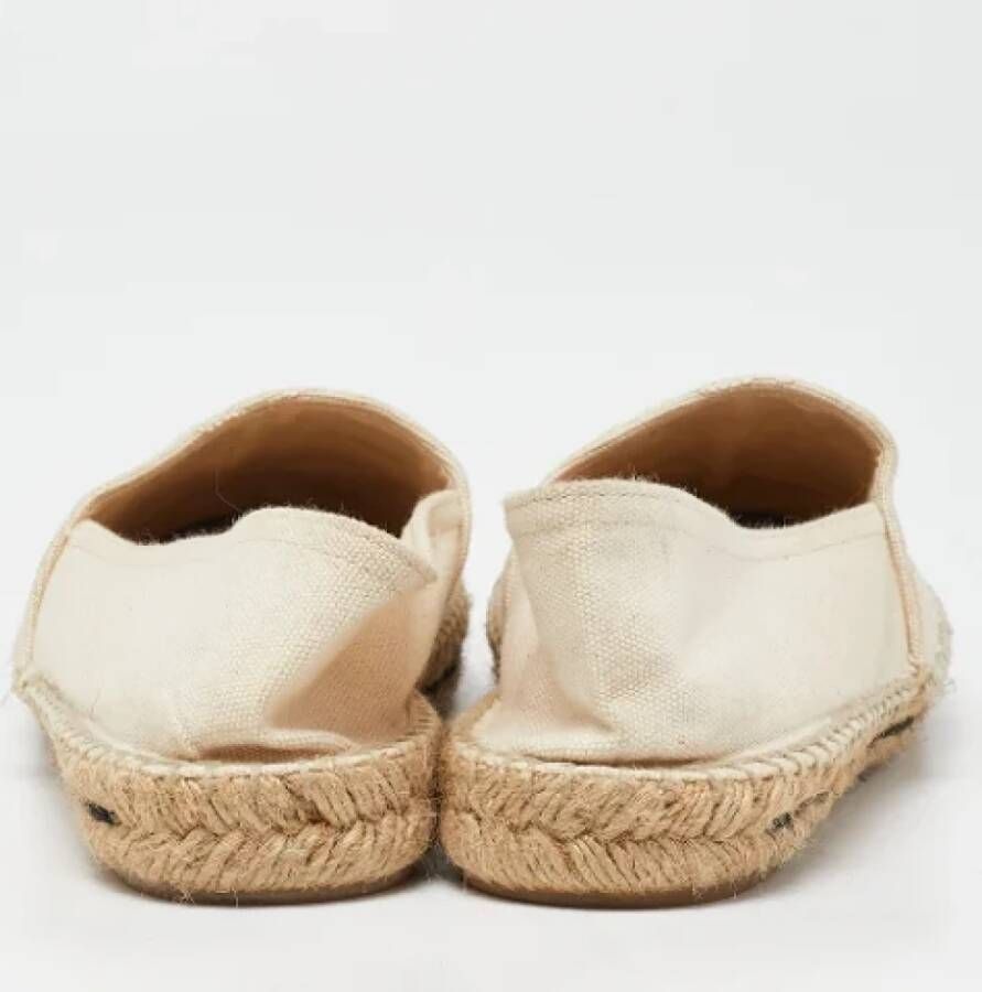 Carolina Herrera Pre-owned Canvas espadrilles Beige Dames