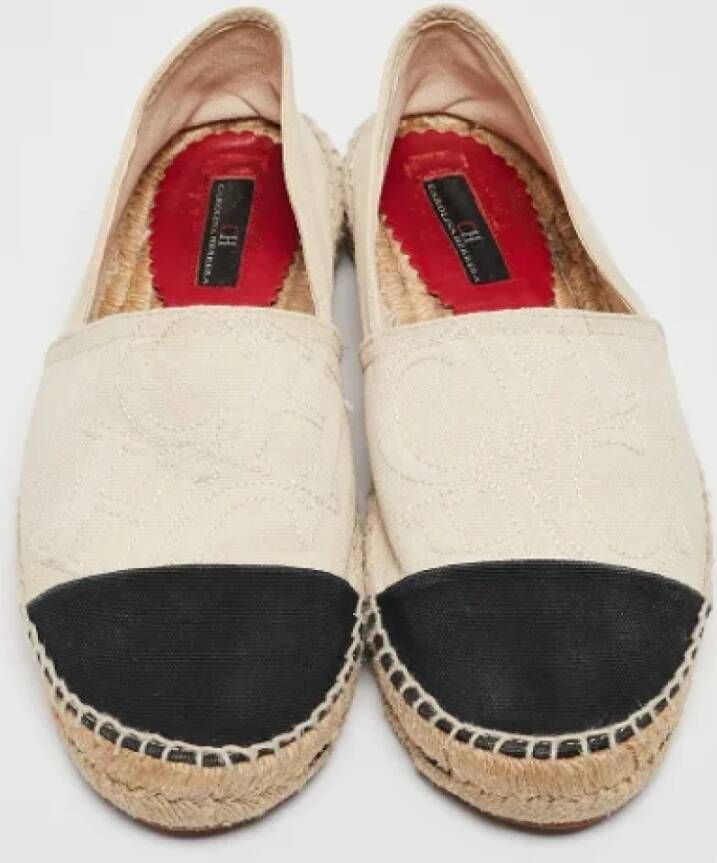 Carolina Herrera Pre-owned Canvas flats Beige Dames