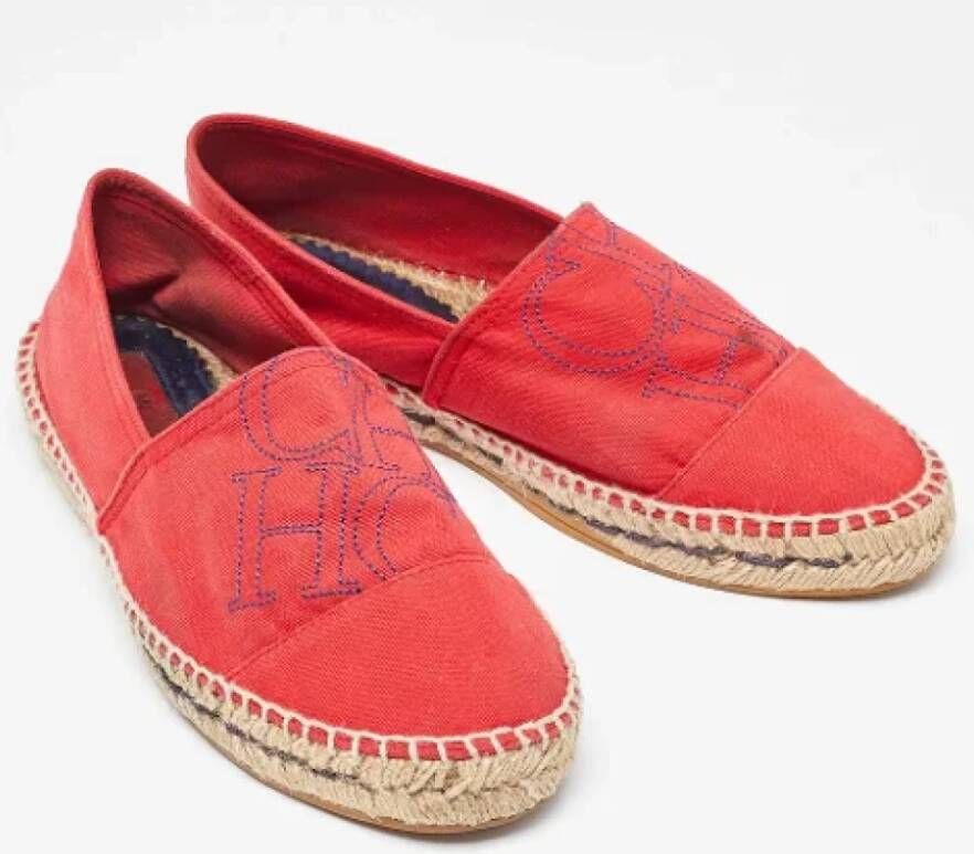 Carolina Herrera Pre-owned Canvas flats Red Dames