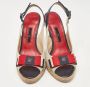 Carolina Herrera Pre-owned Canvas sandals Beige Dames - Thumbnail 3