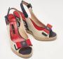 Carolina Herrera Pre-owned Canvas sandals Beige Dames - Thumbnail 4