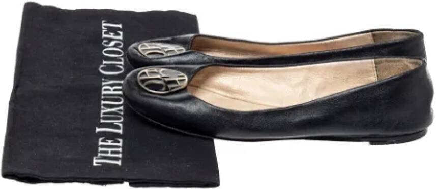 Carolina Herrera Pre-owned Leather flats Black Dames