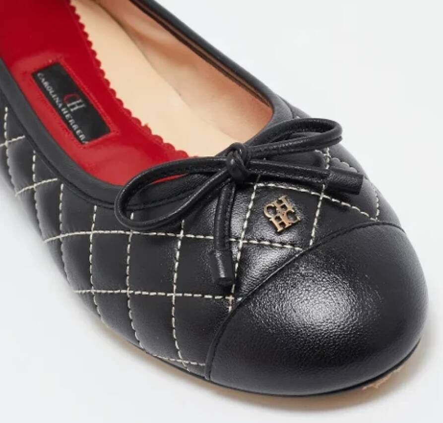 Carolina Herrera Pre-owned Leather flats Black Dames