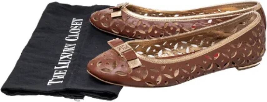 Carolina Herrera Pre-owned Leather flats Brown Dames