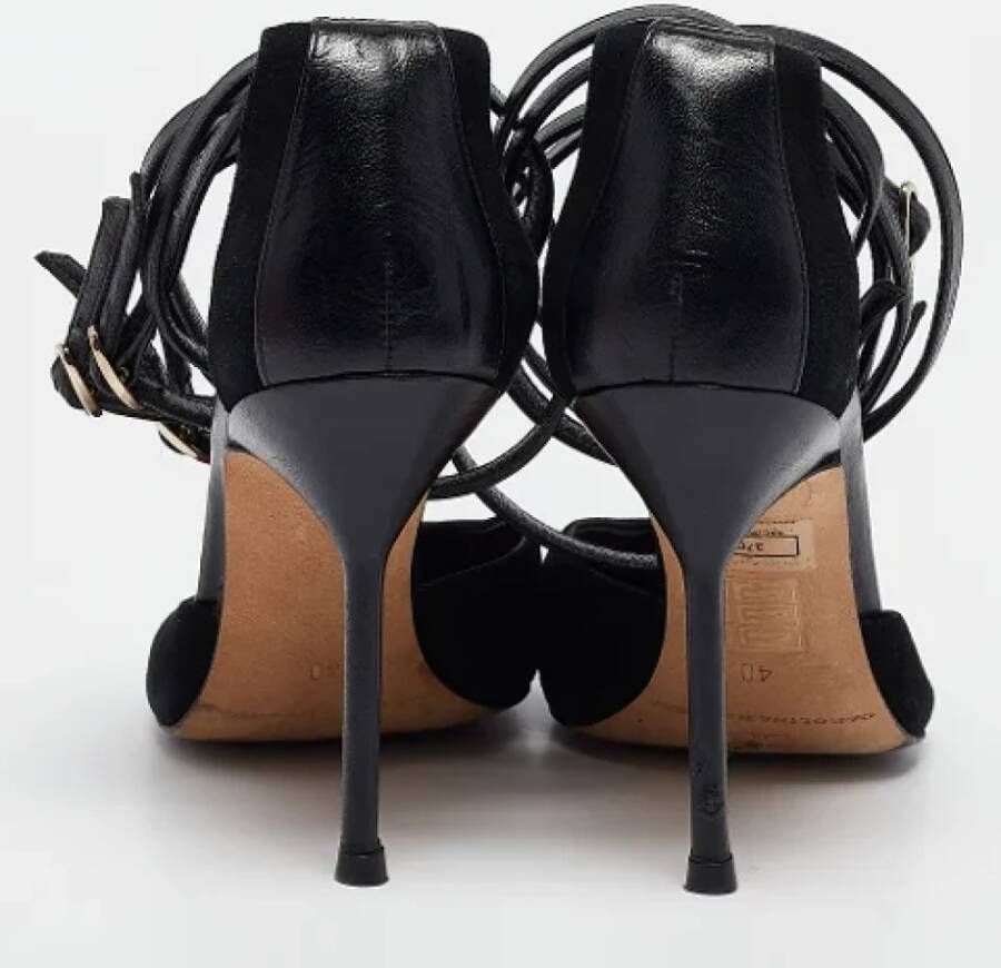 Carolina Herrera Pre-owned Leather heels Black Dames