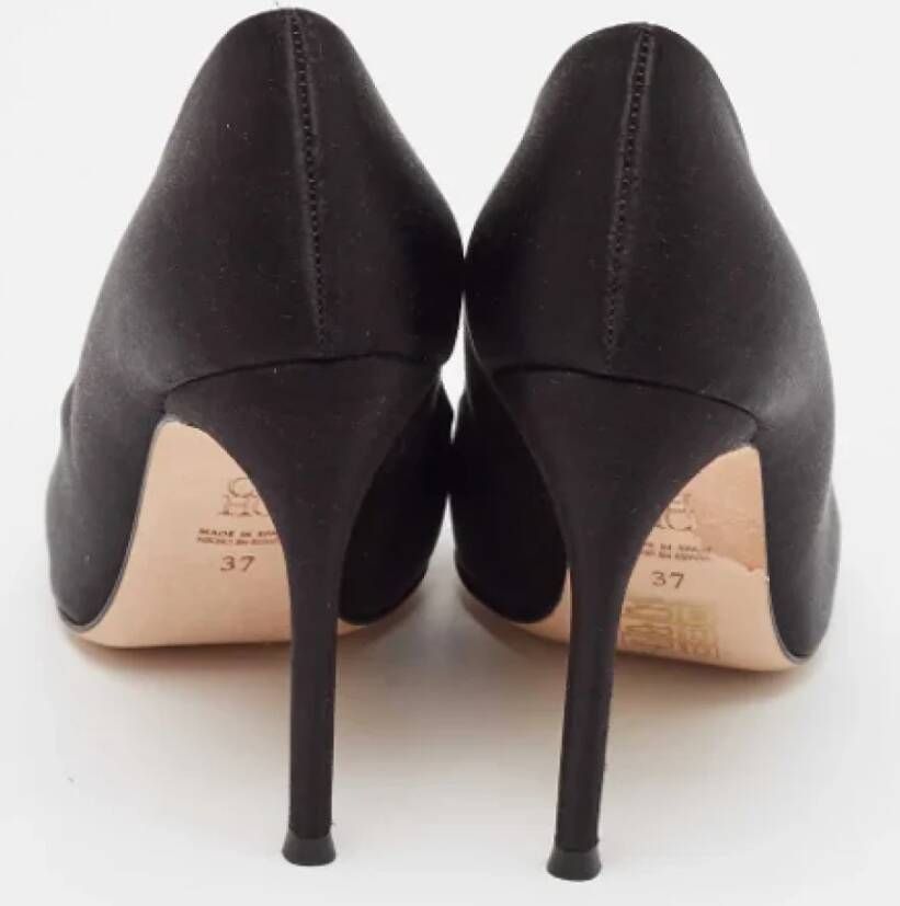 Carolina Herrera Pre-owned Satin heels Black Dames