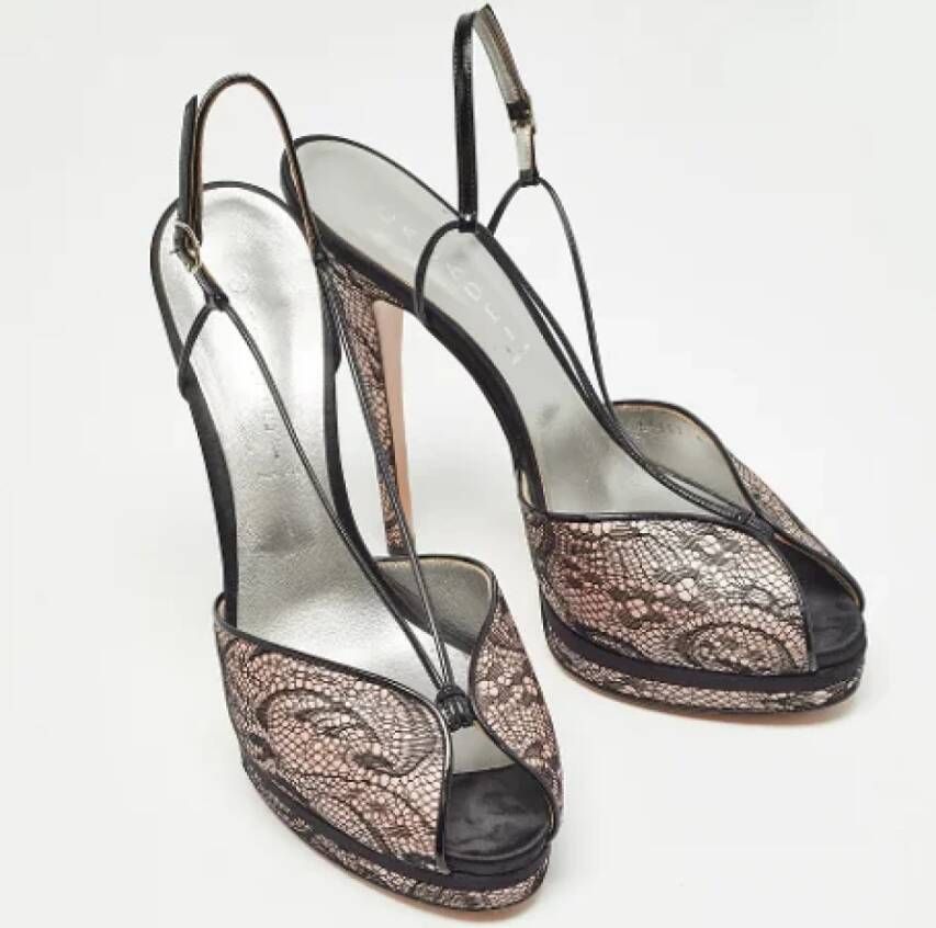 Casadei Pre-owned Lace sandals Pink Dames