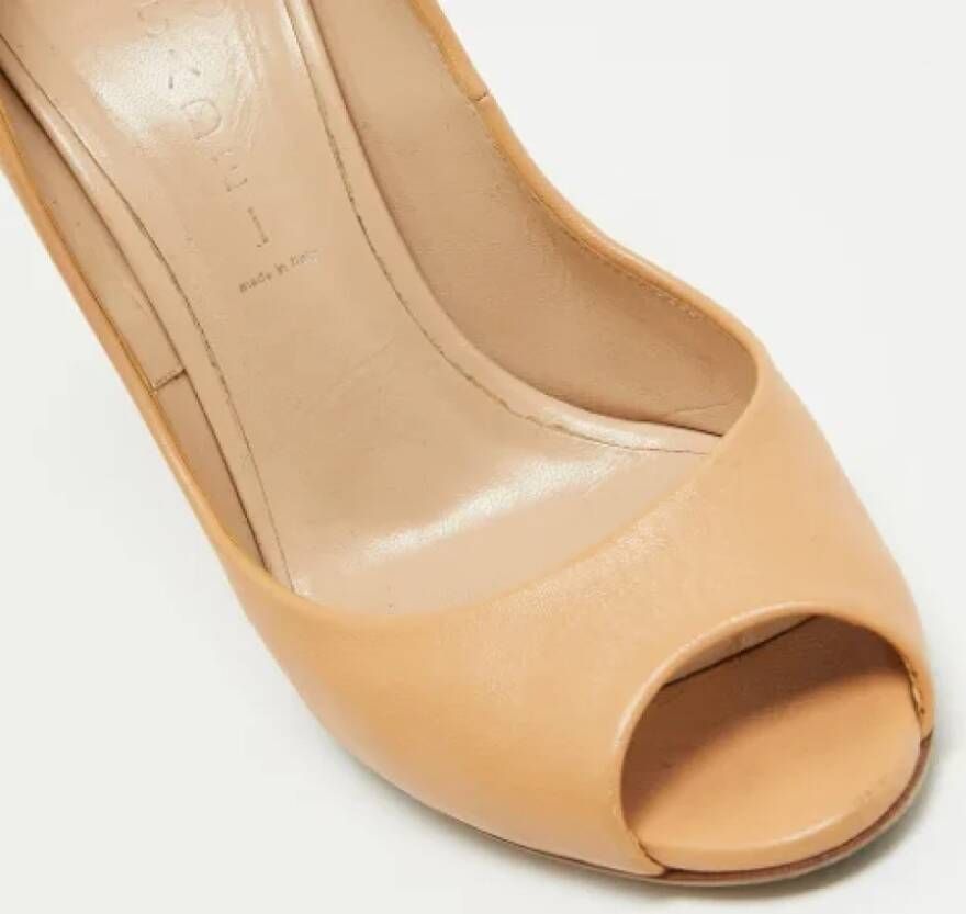 Casadei Pre-owned Leather heels Beige Dames