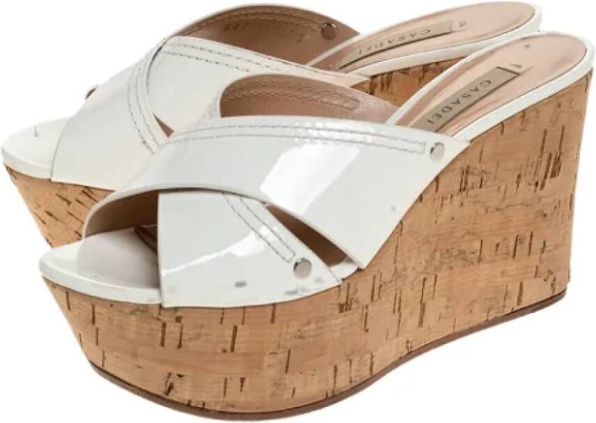 Casadei Pre-owned Leather sandals White Dames