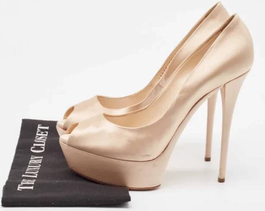 Casadei Pre-owned Satin heels Beige Dames