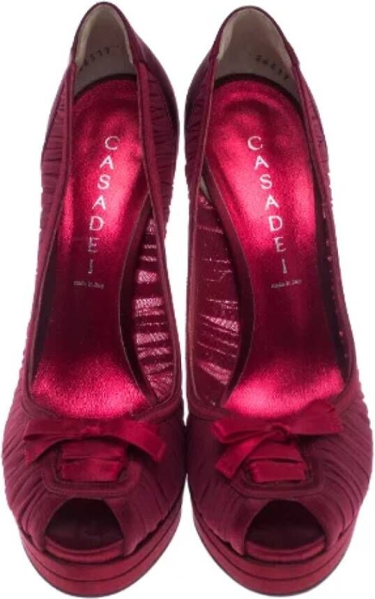 Casadei Pre-owned Satin heels Red Dames