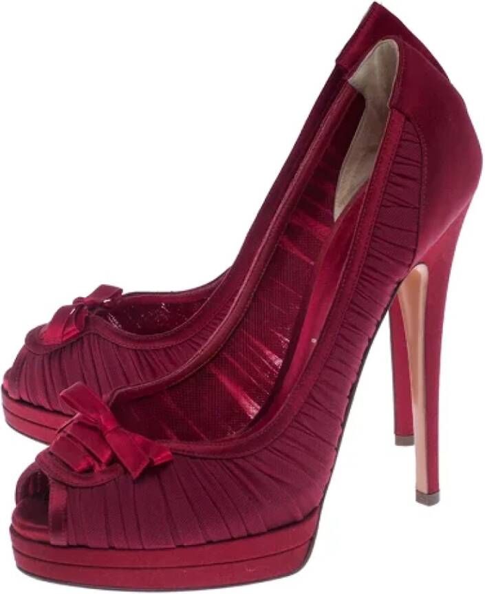 Casadei Pre-owned Satin heels Red Dames