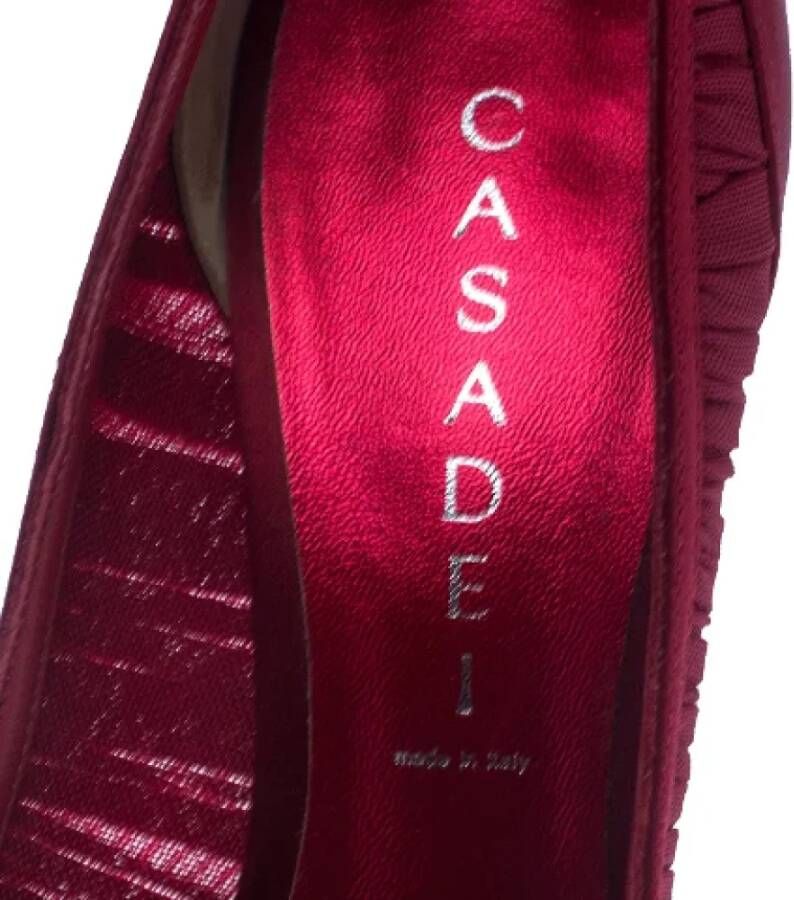 Casadei Pre-owned Satin heels Red Dames