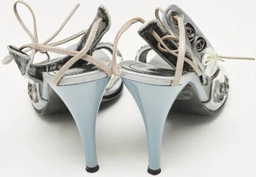 Casadei Pre-owned Satin sandals Gray Dames