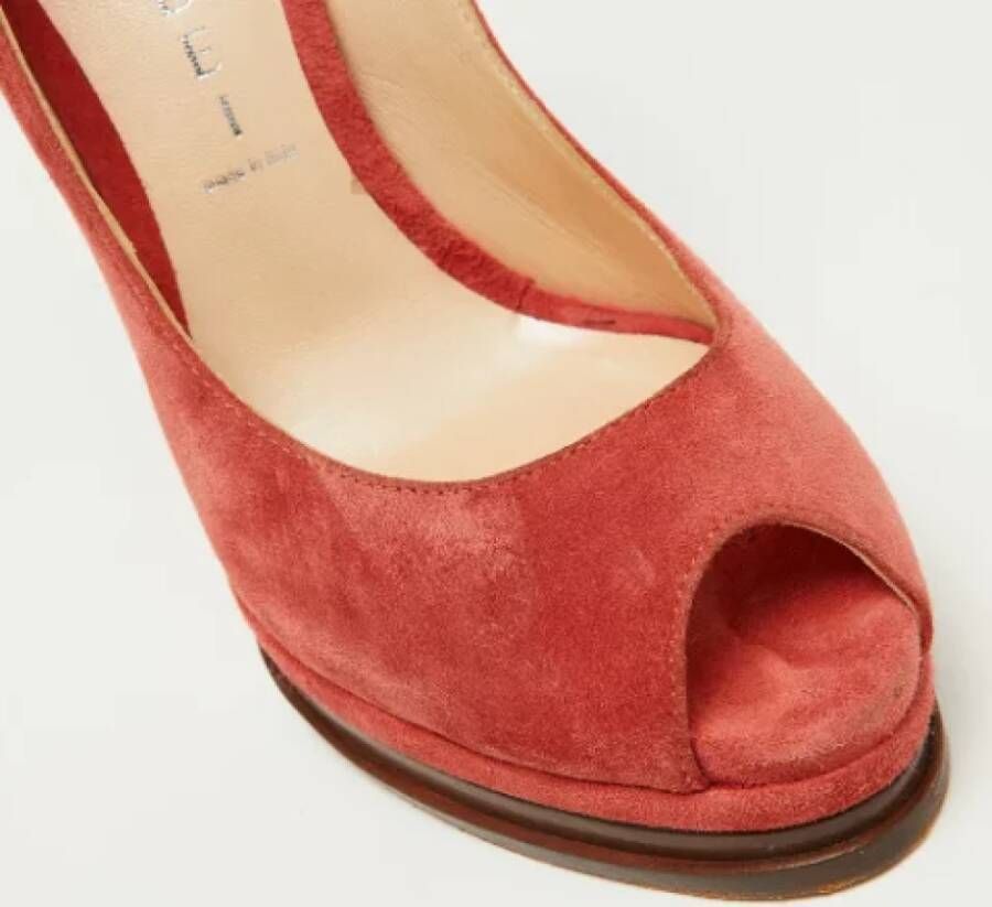 Casadei Pre-owned Suede heels Red Dames