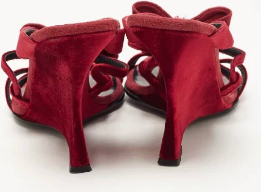 Casadei Pre-owned Suede sandals Red Dames