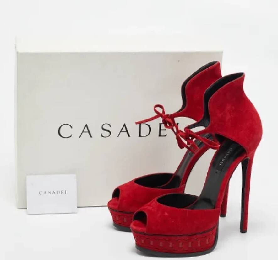 Casadei Pre-owned Suede sandals Red Dames