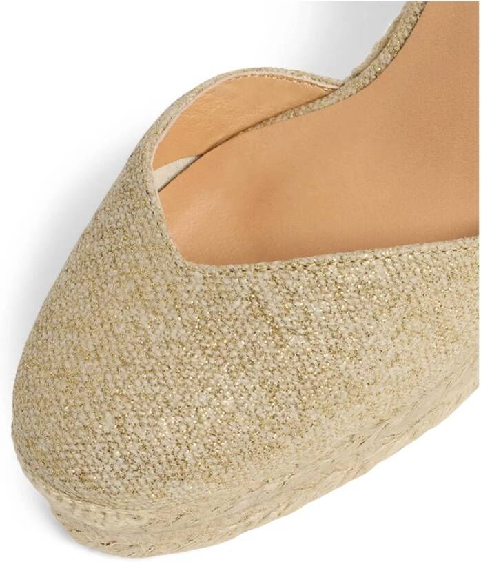 Castañer Chiara metallic-linnen espadrilles met striksluiting en 11 cm sleehak met dubbele platform. Yellow Dames