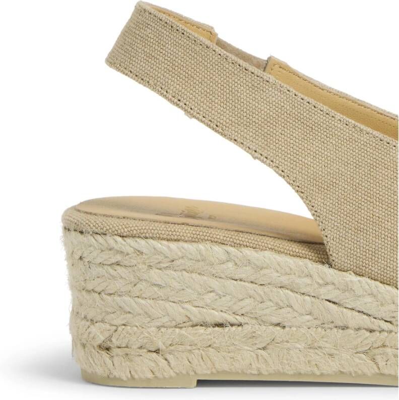 Castañer Espadrilles met 5 cm sleehak. Beige Dames