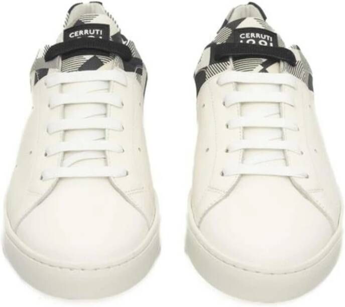 Cerruti 1881 Uniek Patroon Witte Sneakers Logo Detail White Dames