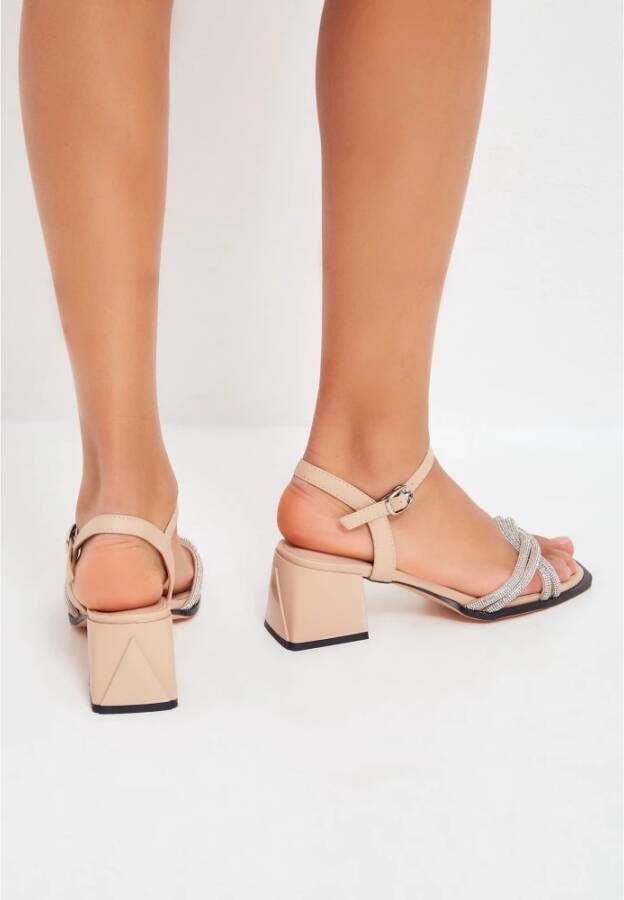 Cesare Gaspari Chunky Heel Leren Sandalen Beige Dames