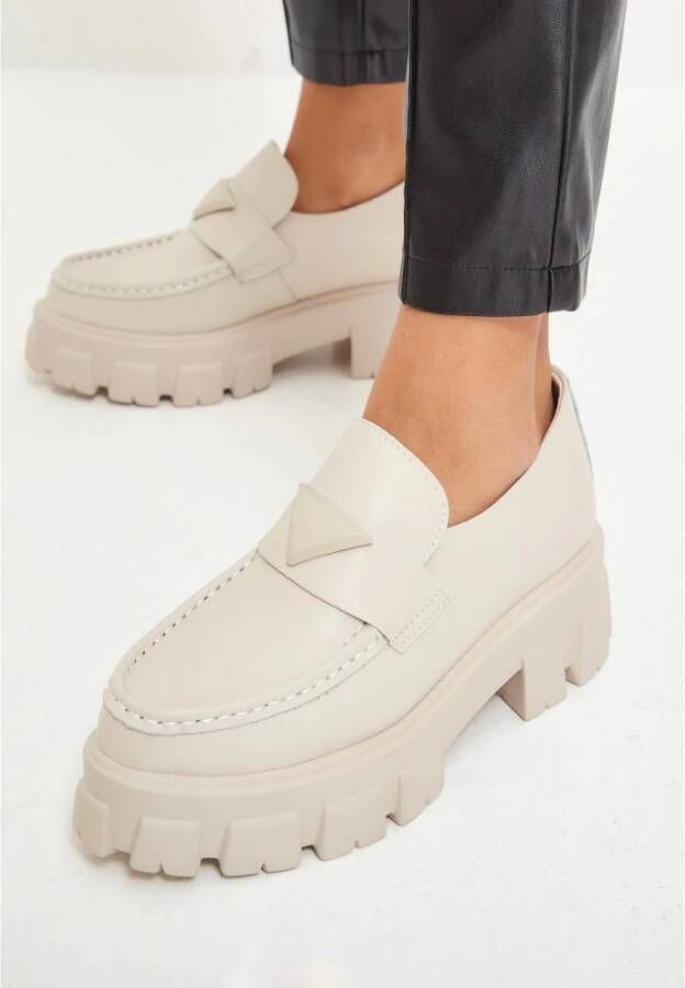 Cesare Gaspari Chunky leren platform loafers Beige Dames