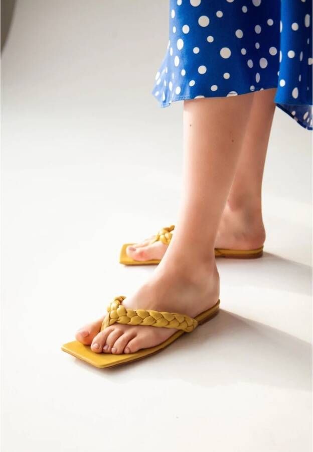 Cesare Gaspari Gele Open Teen Sandalen Yellow Dames