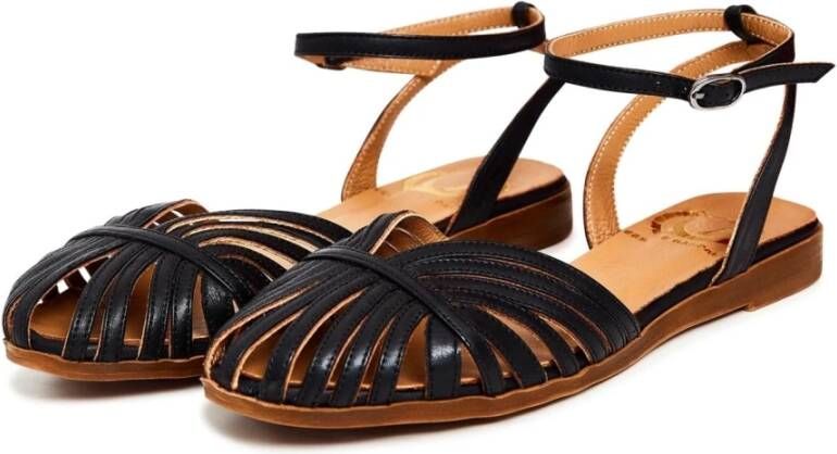 Cesare Gaspari Leren platte zool sandalen Zwart Black Dames