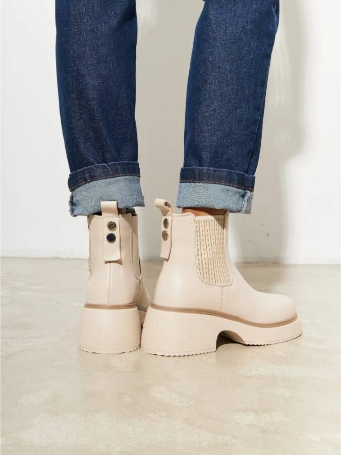 Cesare Gaspari Platform Enkellaarzen Beige Dames