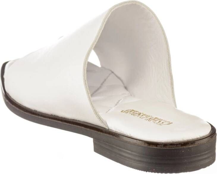 Cesare Gaspari Platte zool slide sandalen White Dames