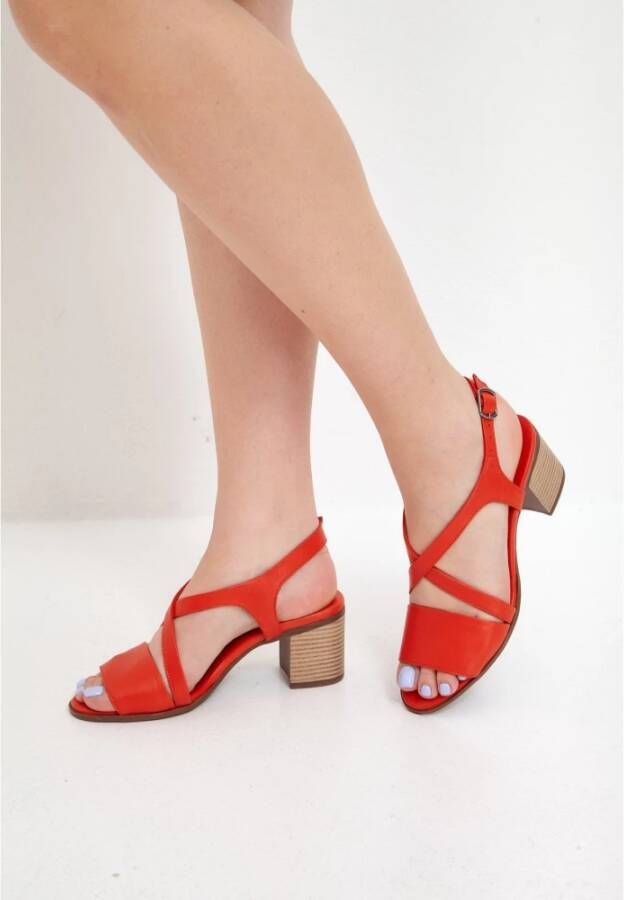 Cesare Gaspari Rode Leren Blokhak Sandalen Red Dames