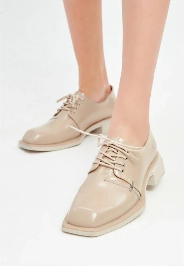 Cesare Gaspari Veterschoenen Loafers Beige Dames